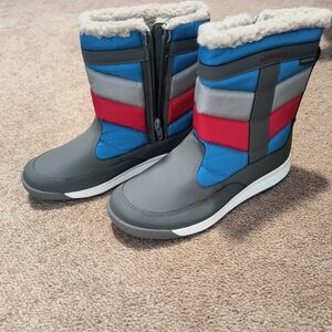 Merrell Waterproof Winter Boots Kids Size 4